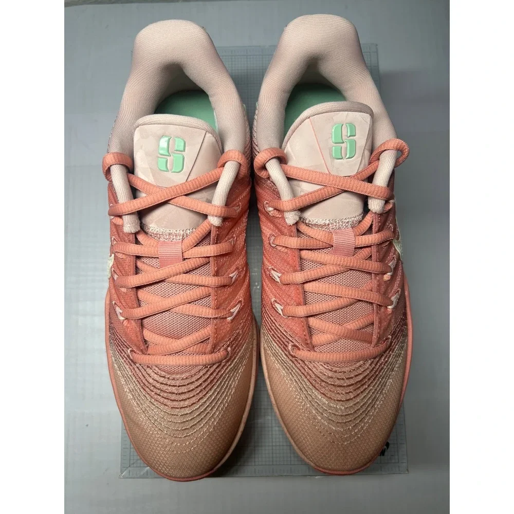Sabrina 3 Pink Oxford Size 8 HF2881 600 New/No Lid
